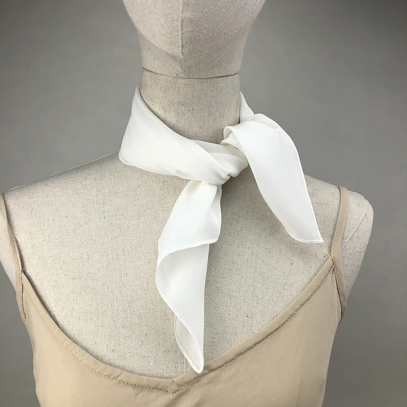 Nieuwe Dames Zijden Sjaal Vier - Scarf Silk Square recensie en prijs