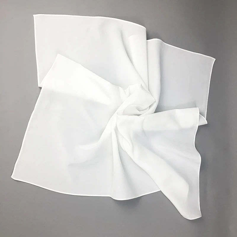 Nieuwe Dames Zijden Sjaal Vier - Scarf Silk Square recensie en prijs