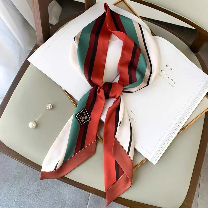 Luna & Dolphin Vrouwen Wide Sk - Silk Tie Striped recensie en prijs
