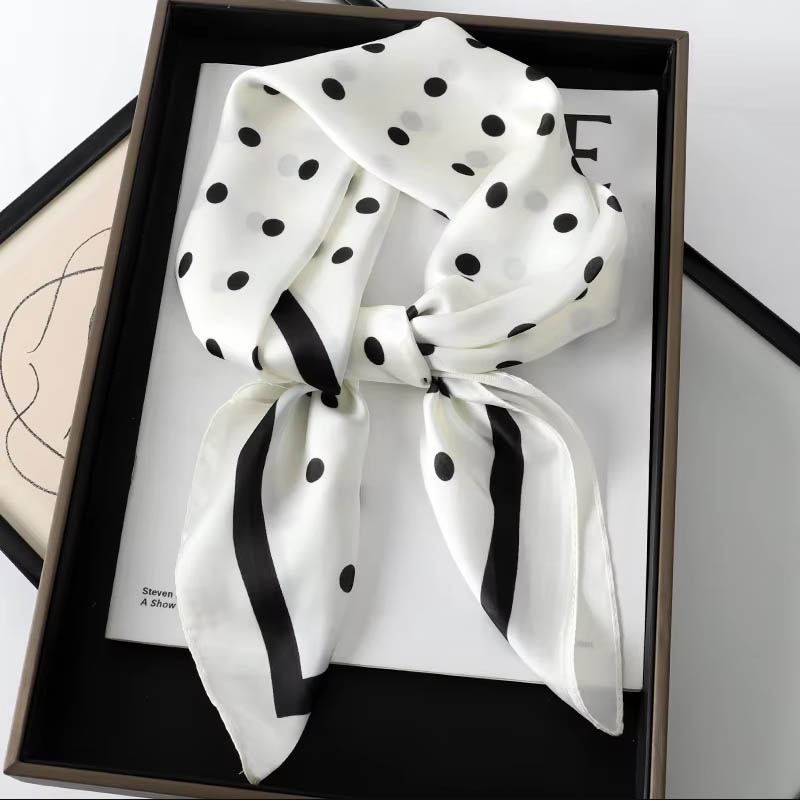 Luxe Dame Haar Dot Sjaal Vrouw - Scarf Silk Square recensie en prijs